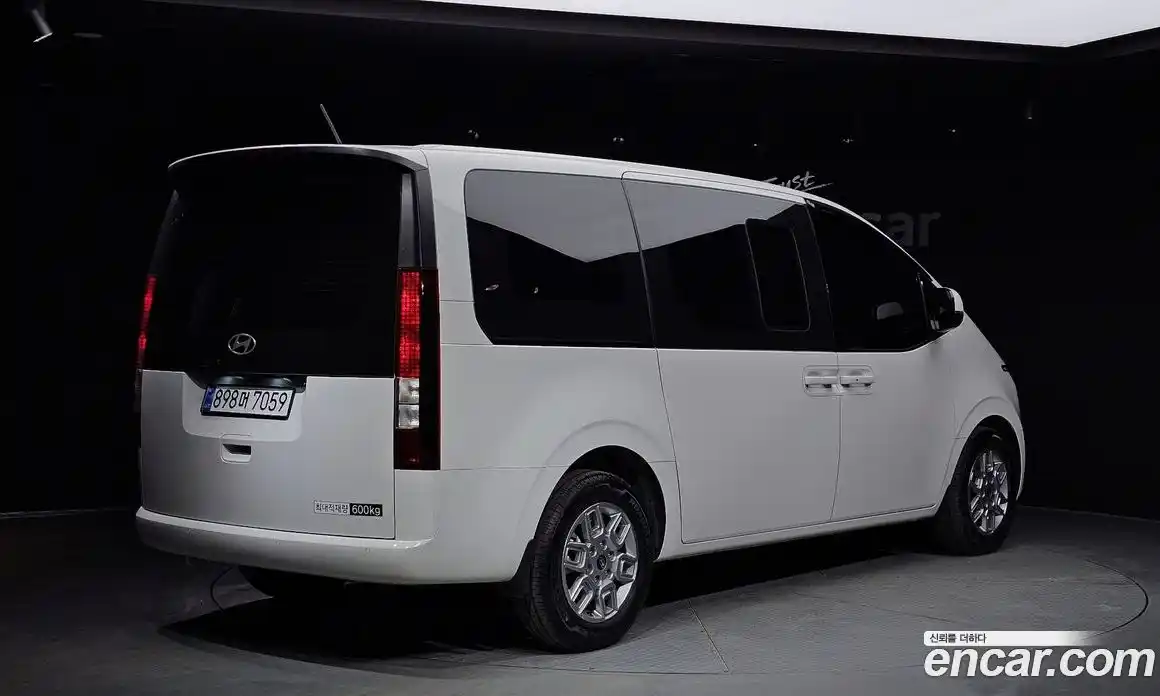 Hyundai Staria 2025 2.2 Автомат в Москве № 43235, фото 9