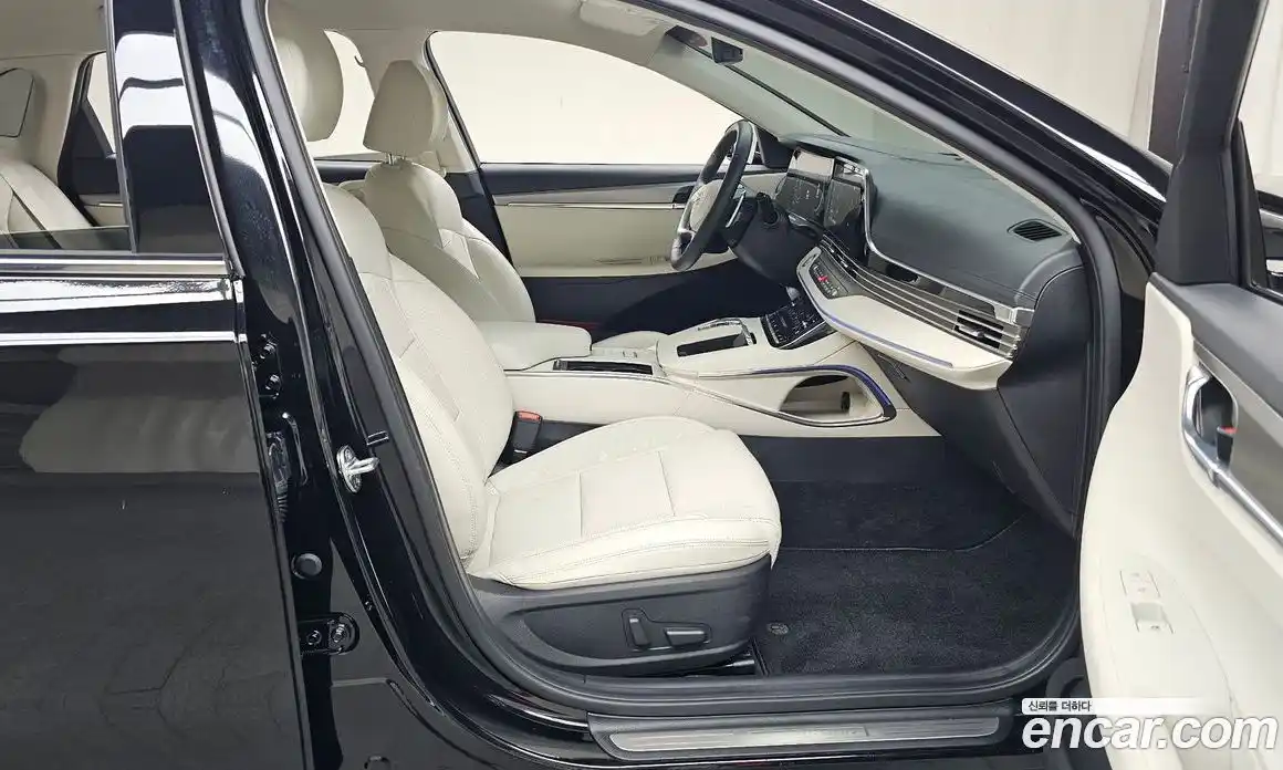 Hyundai Grandeur 2022 2.5 Автомат в Москве № 43713, фото 12