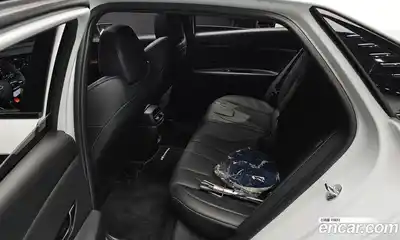 Hyundai Avante 2024 2.0 Механическая в Москве № 44222, миниатюра 12