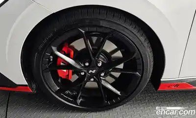 Hyundai Avante 2024 2.0 Механическая в Москве № 44222, миниатюра 5