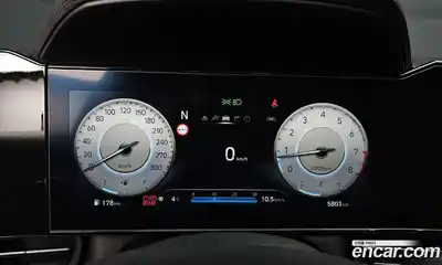 Hyundai Avante 2024 2.0 Механическая в Москве № 44222, миниатюра 8