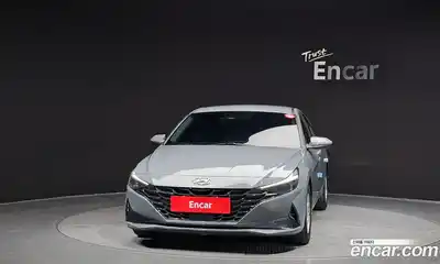 Hyundai Avante 2022 1.6 Автомат в Москве № 449945, миниатюра 3