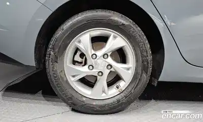 Hyundai Avante 2022 1.6 Автомат в Москве № 449945, миниатюра 5