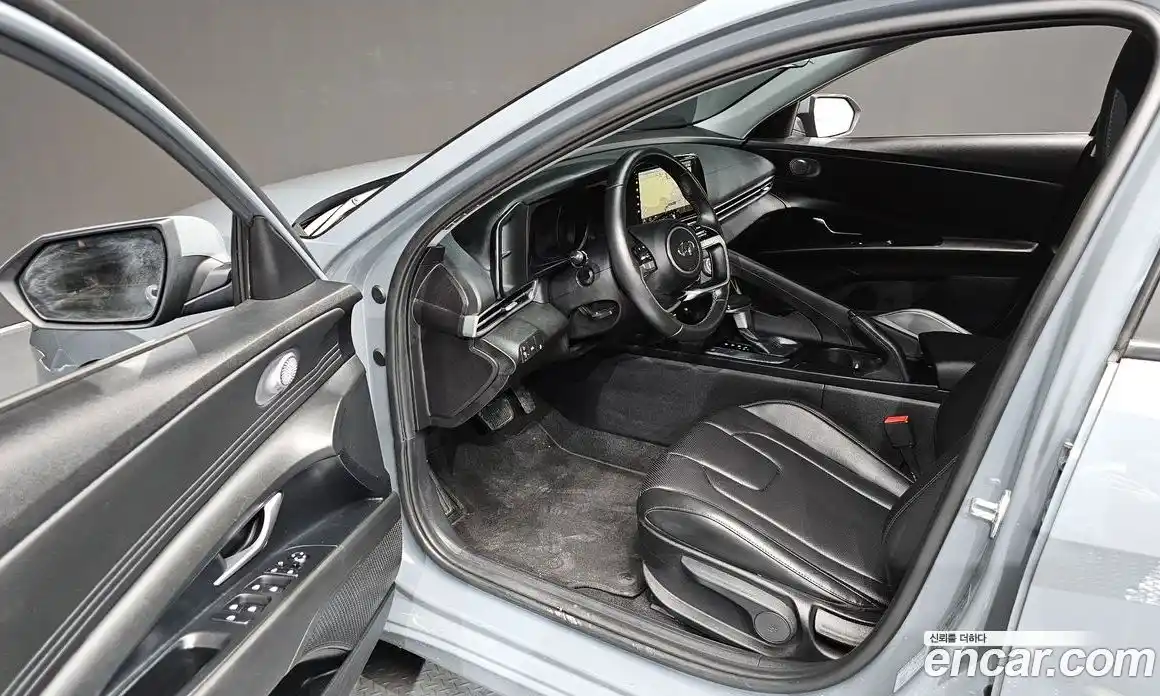 Hyundai Avante 2022 1.6 Автомат в Москве № 449945, фото 10