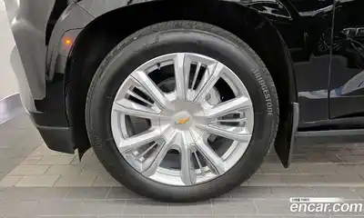 Chevrolet Tahoe 2022 6.2 Автомат в Москве № 455241, миниатюра 5