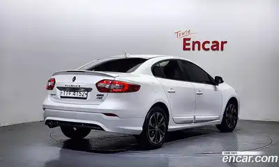 Renault SM3 2016 1.6 Автомат в Москве № 463078, миниатюра 2