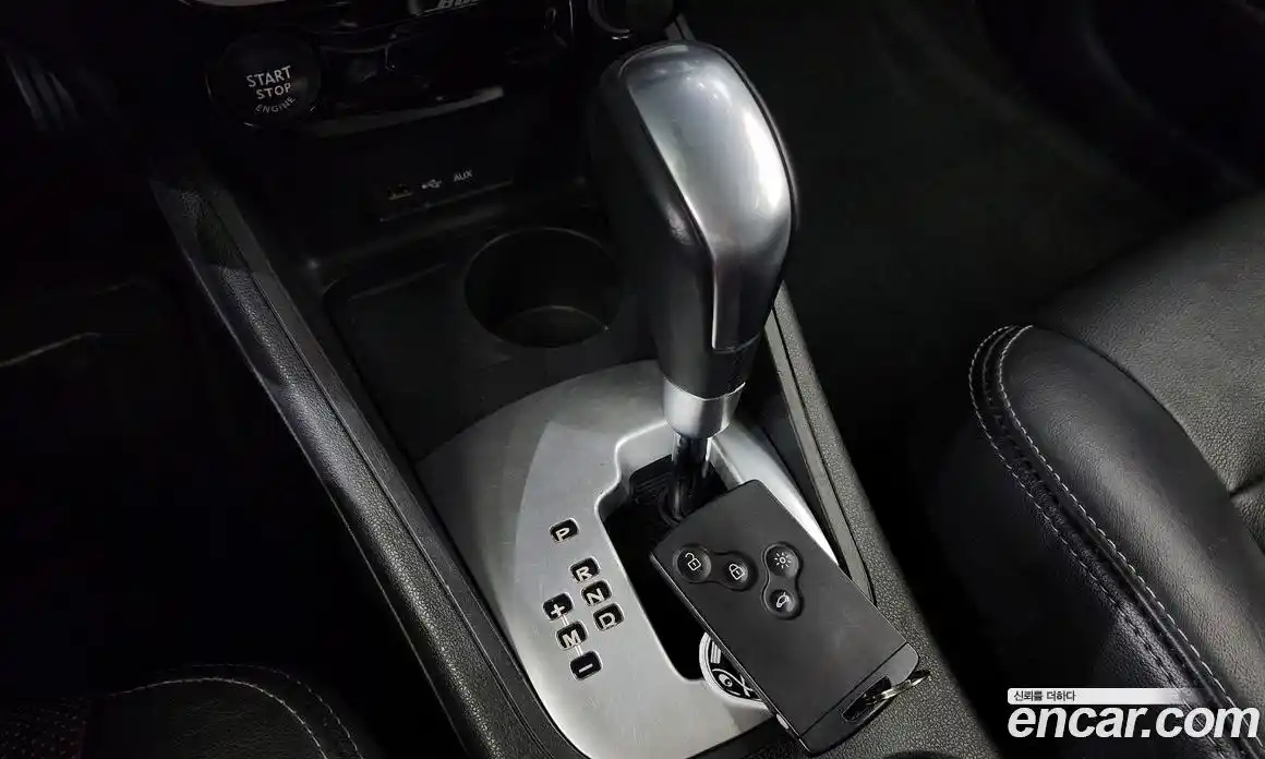 Renault SM3 2016 1.6 Автомат в Москве № 463078, фото 9