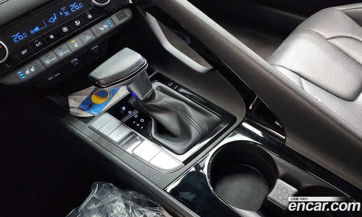 Hyundai Avante 2022 1.6 Автомат в Москве № 46904, фото 13