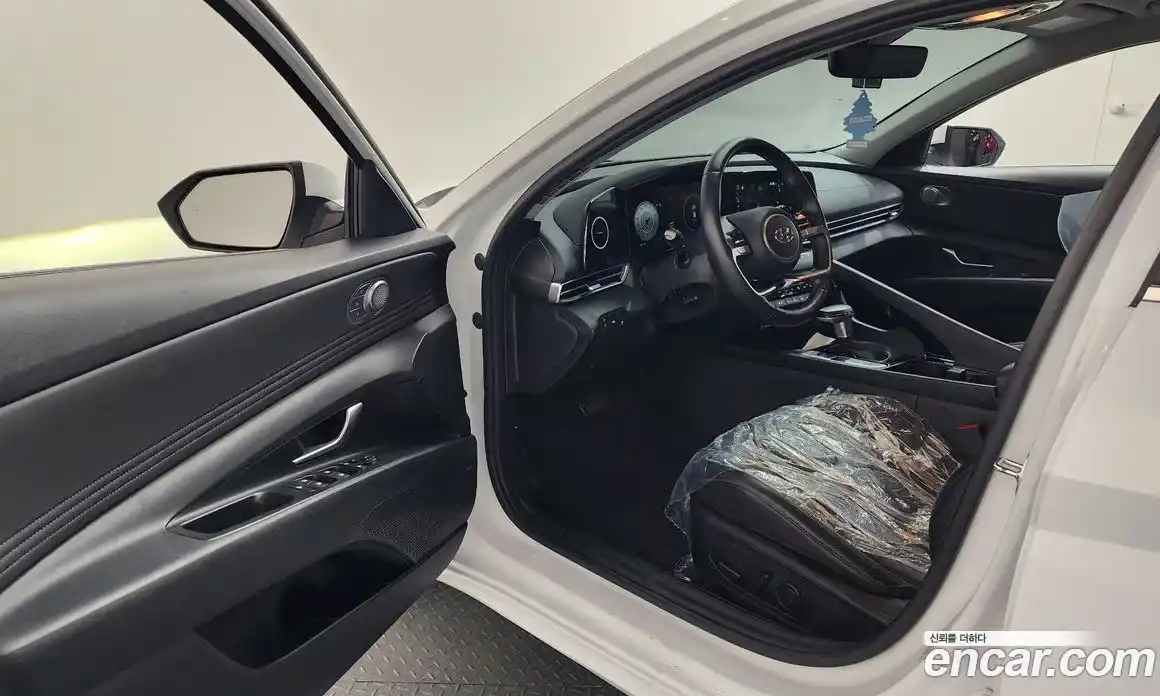 Hyundai Avante 2022 1.6 Автомат в Москве № 46904, фото 7