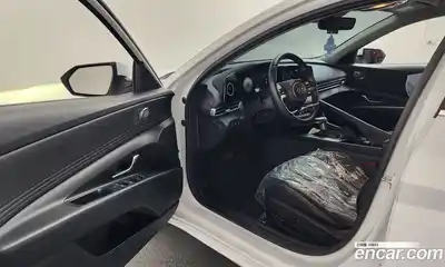 Hyundai Avante 2022 1.6 Автомат в Москве № 46904, миниатюра 7