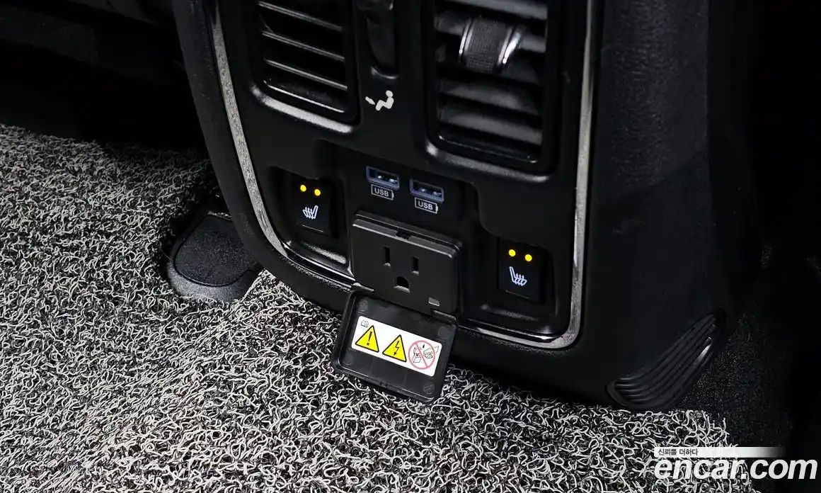 Jeep Cherokee 2021 3.6 Автомат в Москве № 472723, фото 17