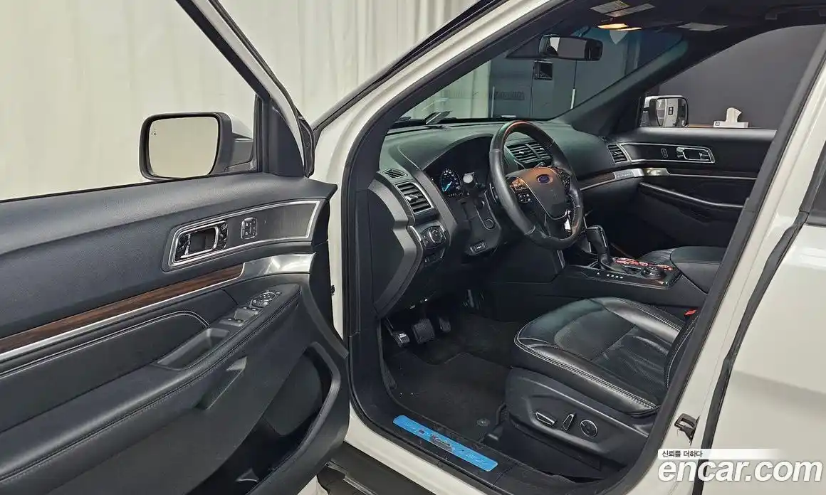 Ford Explorer 2016 2.3 Автомат в Москве № 473542, фото 10