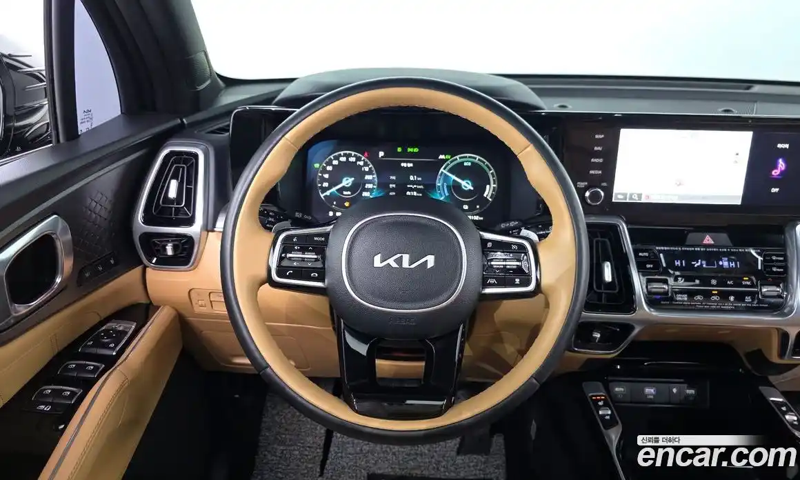 Kia Sorento 2023 1.6 Автомат в Москве № 51595, фото 13