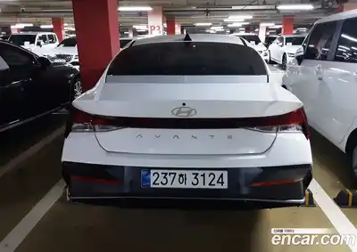 Hyundai Avante 2026 1.6 Автомат в Москве № 5427, миниатюра 3