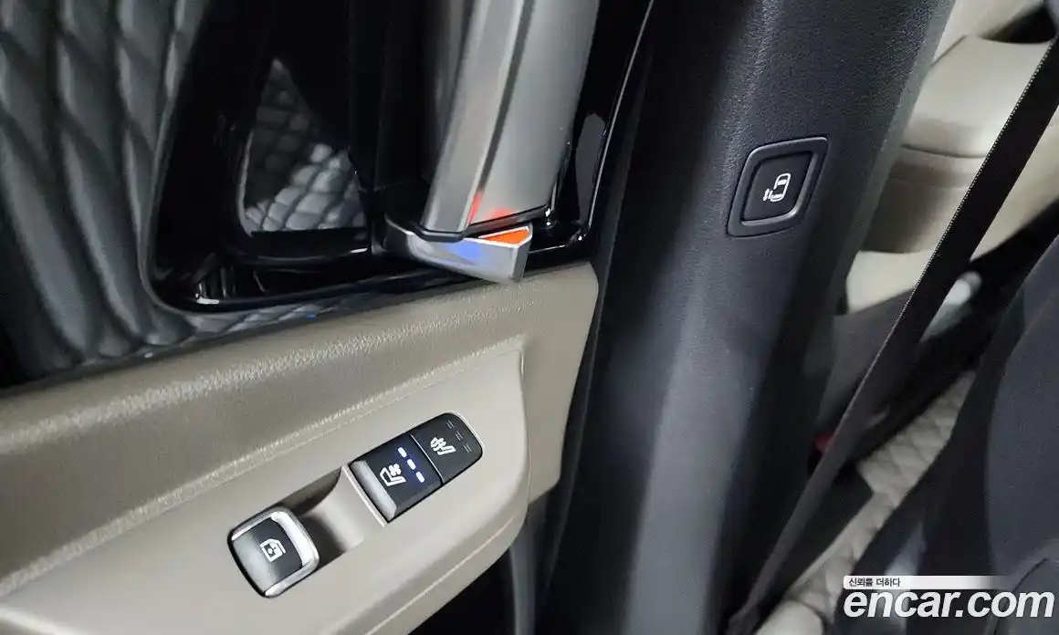 Kia Canival 2024 2.2 Автомат в Москве № 55666, фото 16