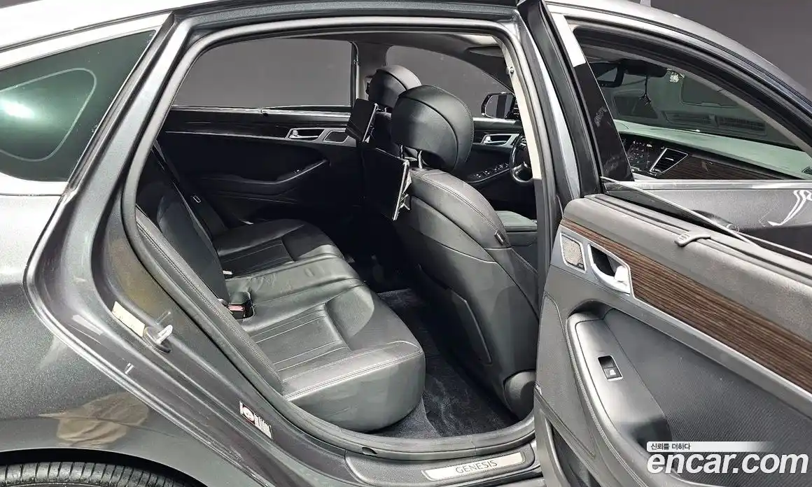 Genesis G80 2019 3.3 Автомат в Москве № 57920, фото 14