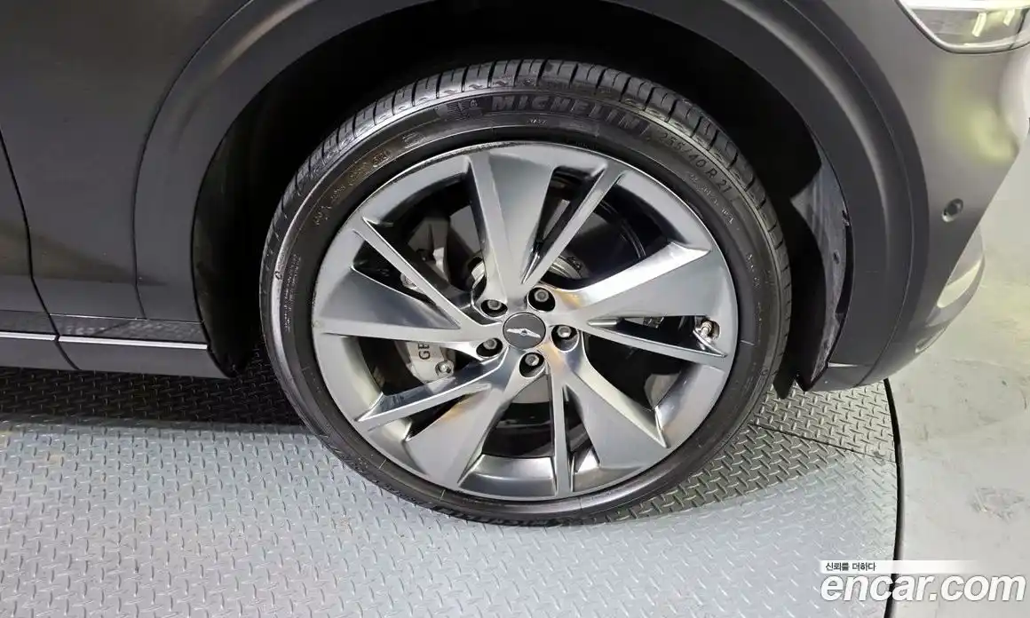 Genesis GV70 2023 2.5 Автомат в Москве № 58918, фото 13