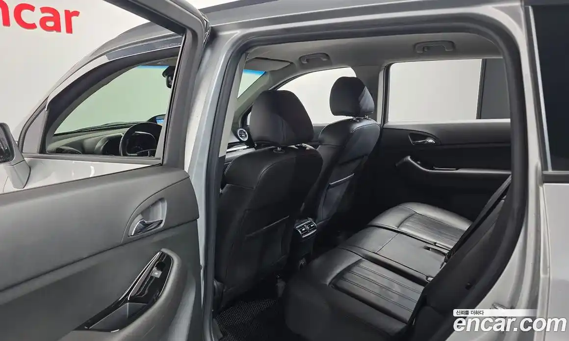 Chevrolet Orlando 2013 2.0 Автомат в Москве № 80817, фото 16