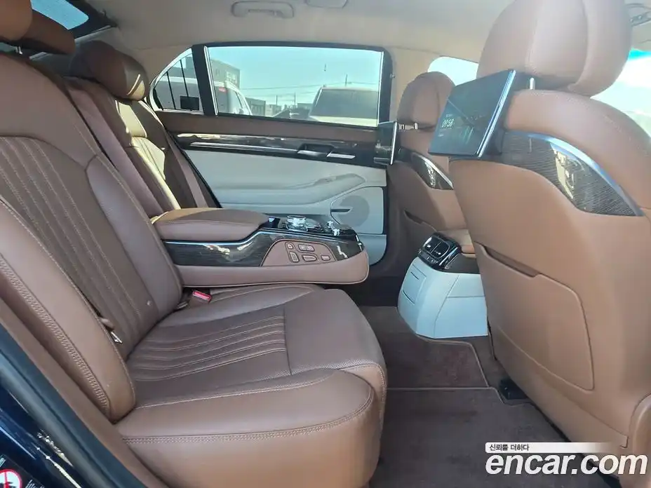 Genesis G90 2020 3.8 Автомат в Москве № 82406, фото 16