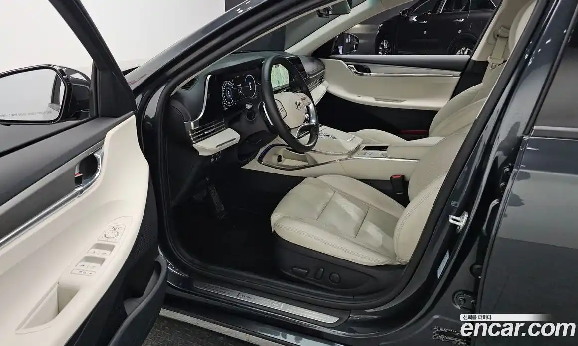 Hyundai Grandeur 2022 2.5 Автомат в Москве № 8342, фото 16