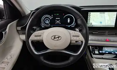 Hyundai Grandeur 2022 2.5 Автомат в Москве № 8342, миниатюра 2