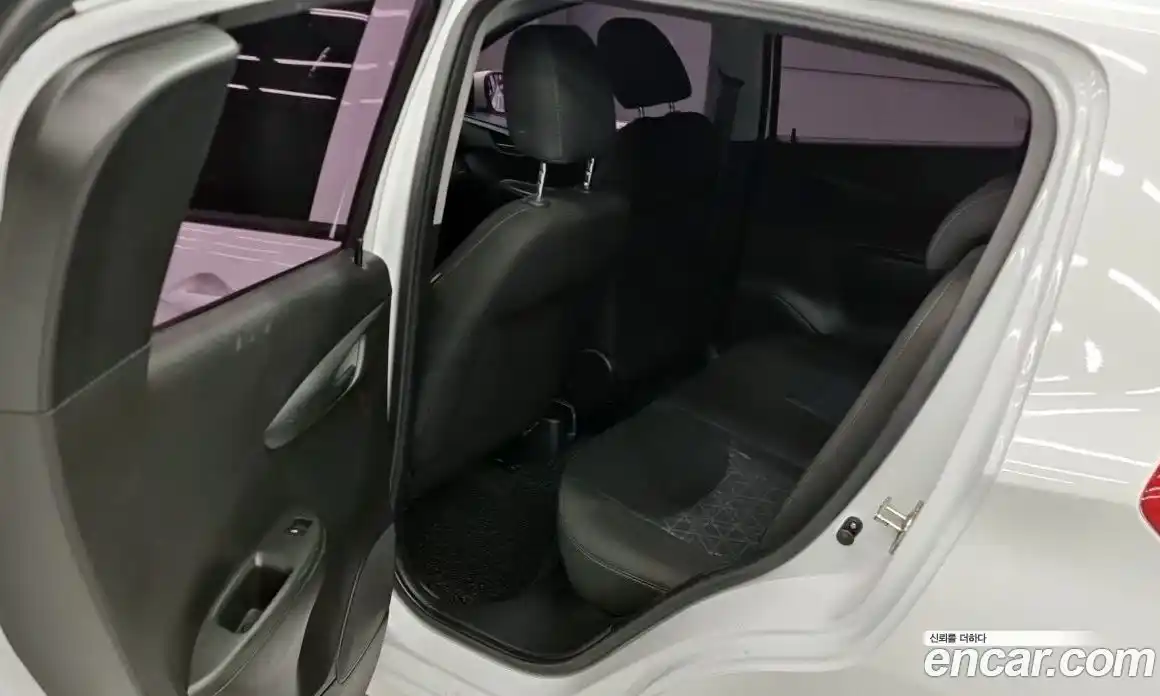 Chevrolet Spark 2021 1.0 Автомат в Москве № 90475, фото 11