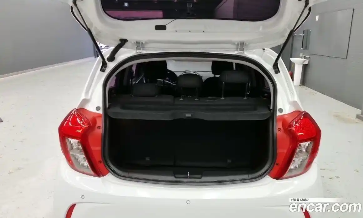 Chevrolet Spark 2021 1.0 Автомат в Москве № 90475, фото 16