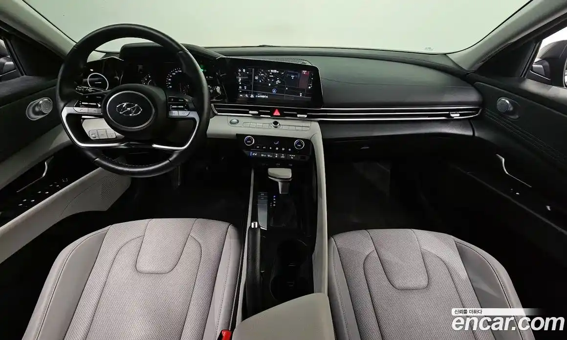 Hyundai Avante 2022 1.6 Автомат в Москве № 92182, фото 4