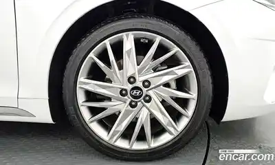 Hyundai Grandeur 2023 2.5 Автомат в Москве № 9284, миниатюра 11