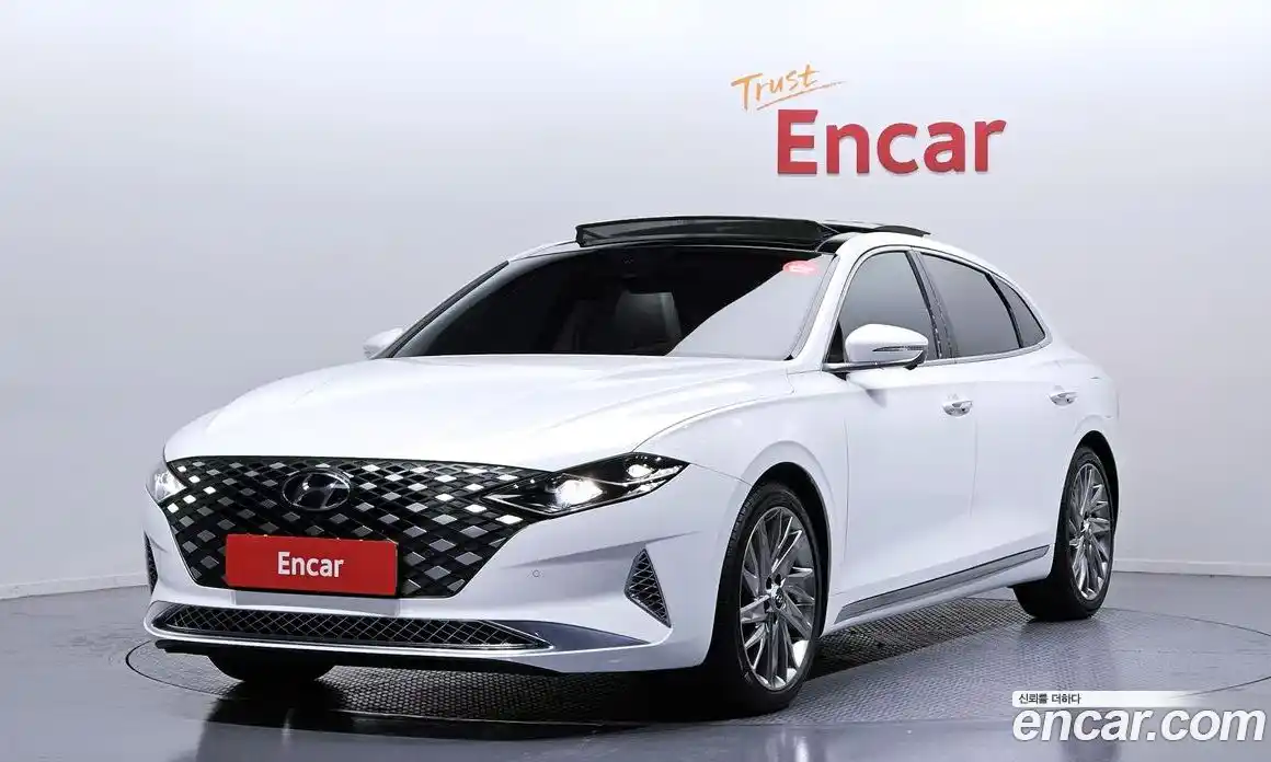 Hyundai Grandeur 2023 2.5 Автомат в Москве № 9284, фото 18