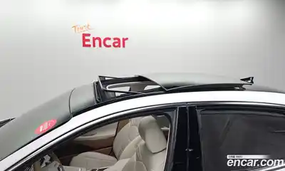 Hyundai Grandeur 2023 2.5 Автомат в Москве № 9284, миниатюра 3