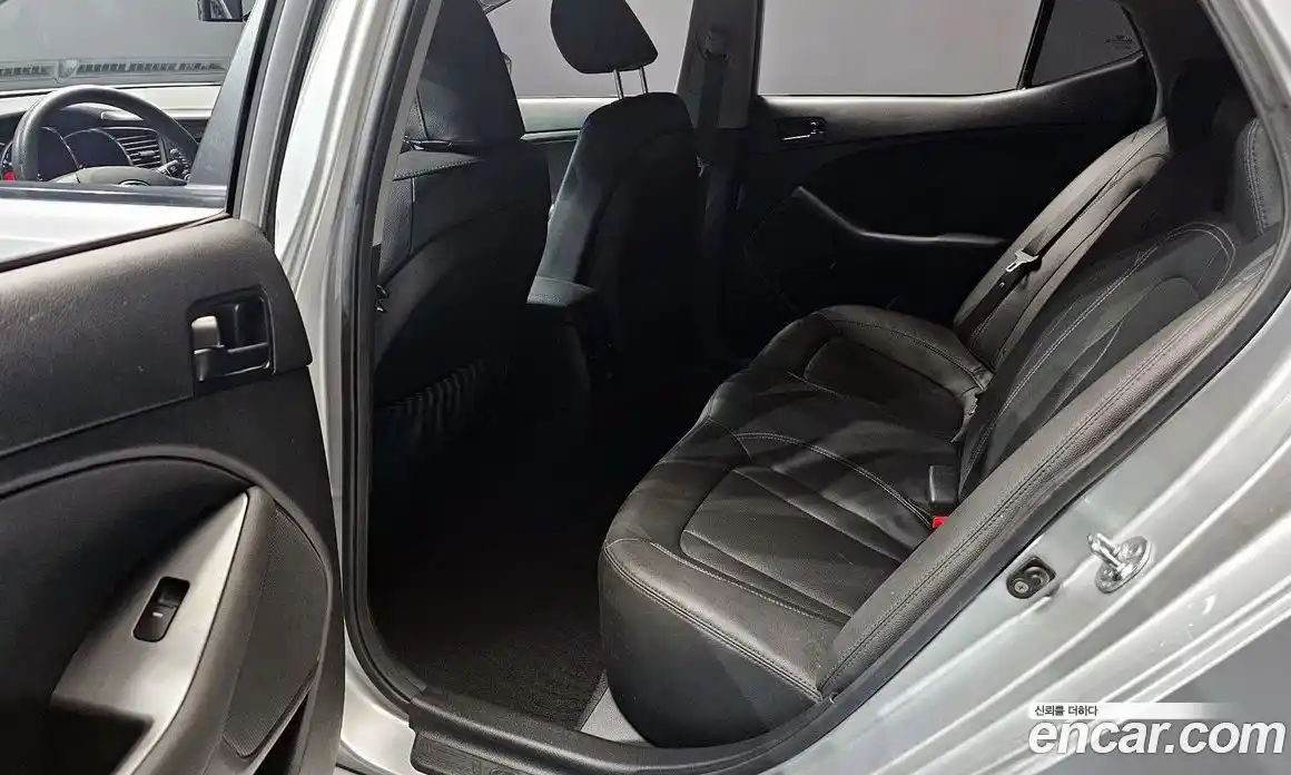 Kia K5 2013 2.0 Автомат в Москве № 96442, фото 13