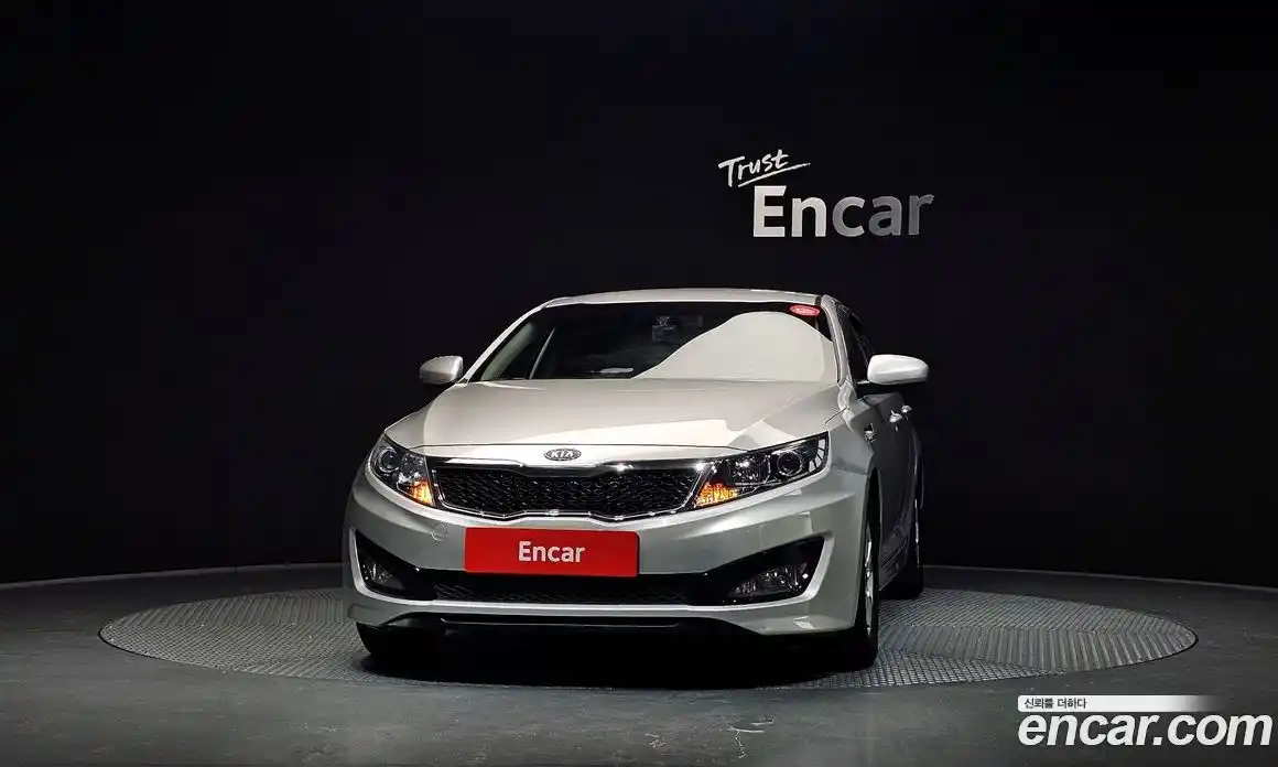 Kia K5 2013 2.0 Автомат в Москве № 96442, фото 3