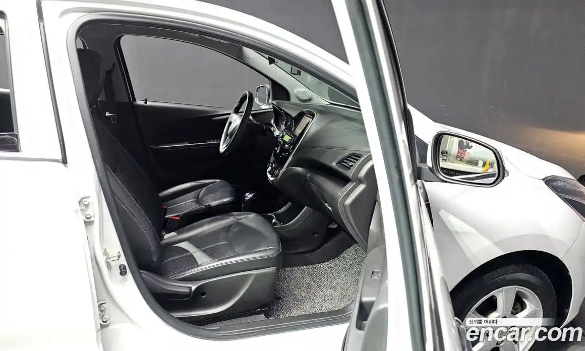 Chevrolet Spark 2018 1.0 Автомат в Москве № 98245, фото 4