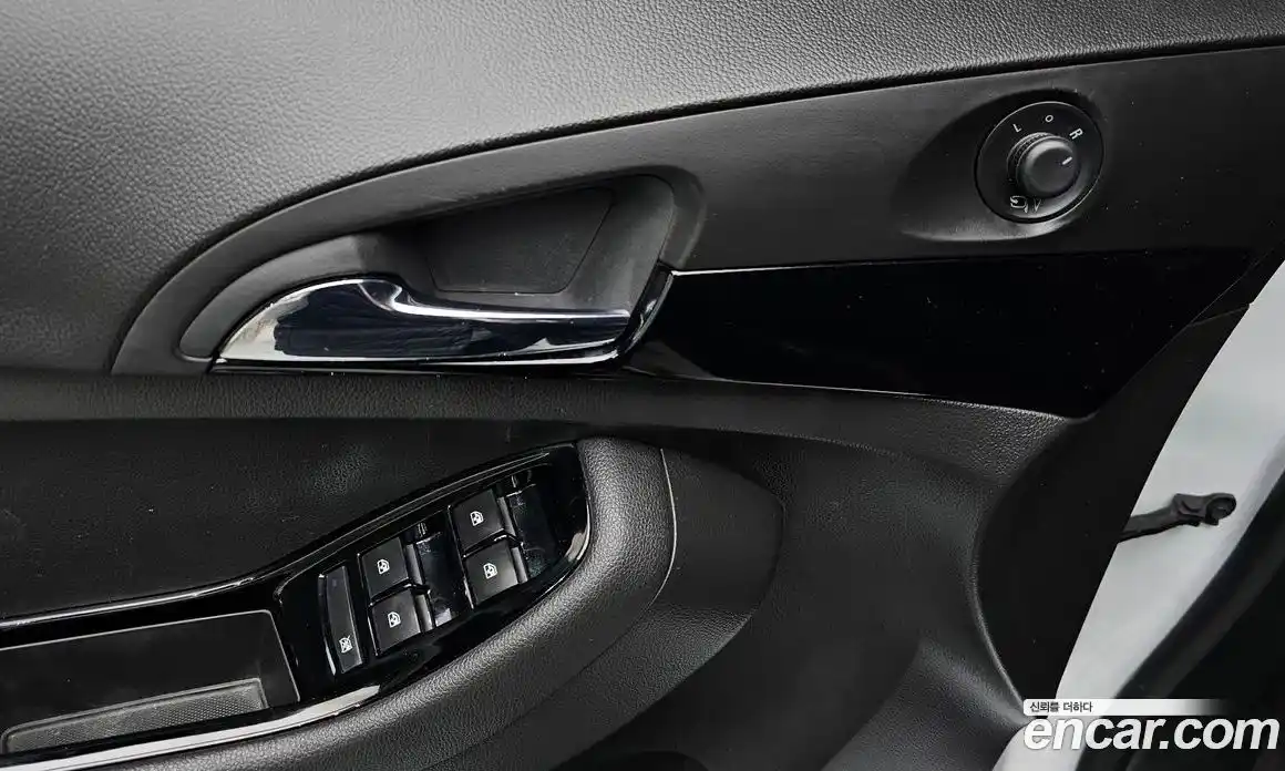 Chevrolet Orlando 2018 2.0 Автомат в Москве № 99827, фото 20