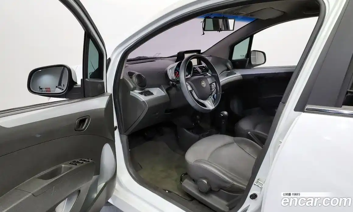 Chevrolet Spark 2014 1.0 Автомат в Москве № 103840, фото 12