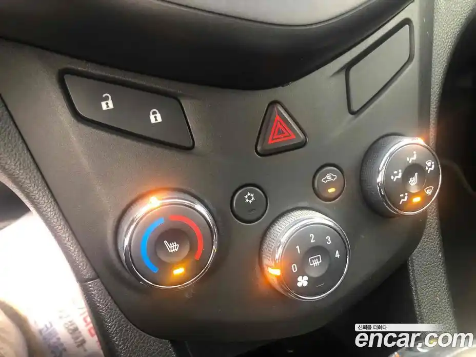 Chevrolet Aveo 2014 1.6 Автомат в Москве № 104612, фото 18