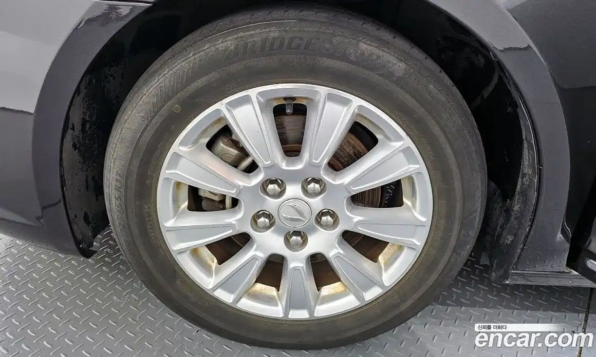 Chevrolet Alpheon 2011 2.4 Автомат в Москве № 105533, фото 15