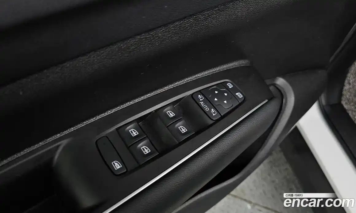 Renault QM6 2024 2.0 Автомат в Москве № 106272, фото 13