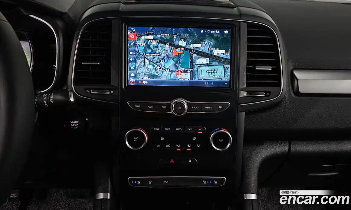 Renault QM6 2024 2.0 Автомат в Москве № 106272, фото 3