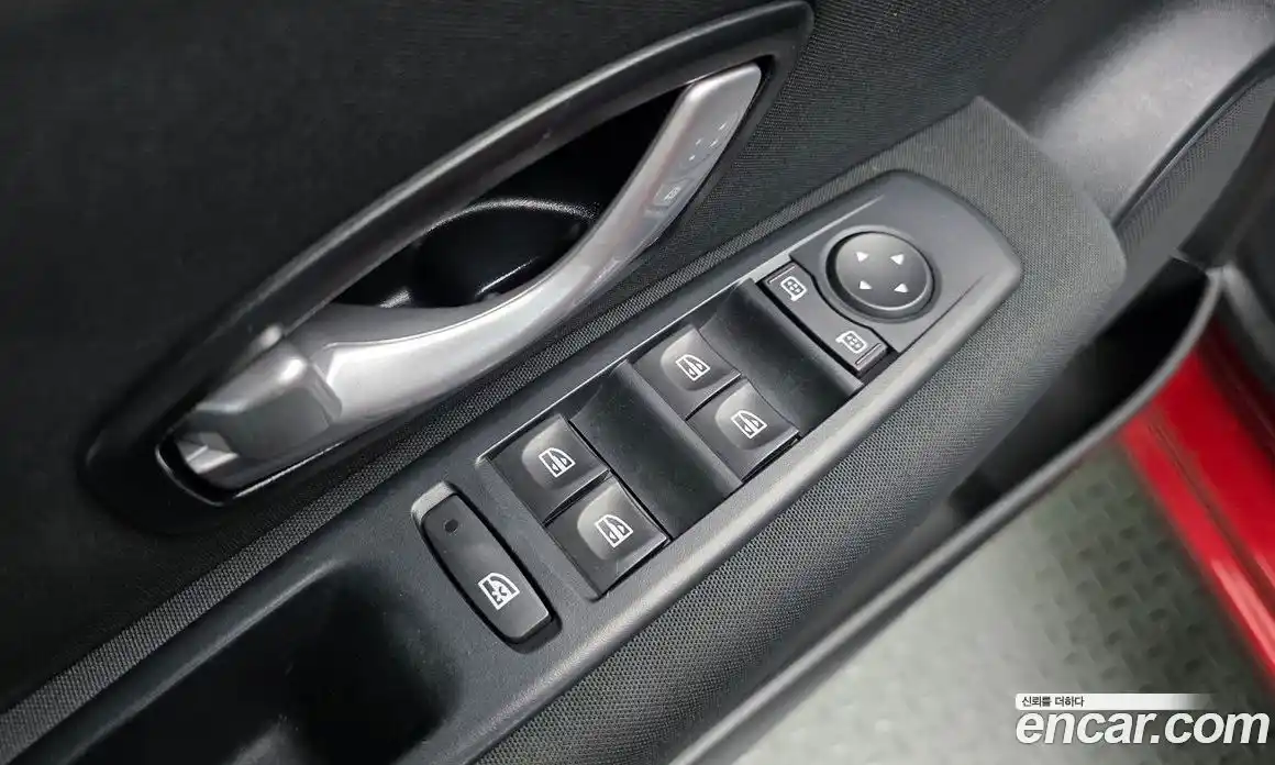 Renault SM3 2015 1.6 Автомат в Москве № 106496, фото 14