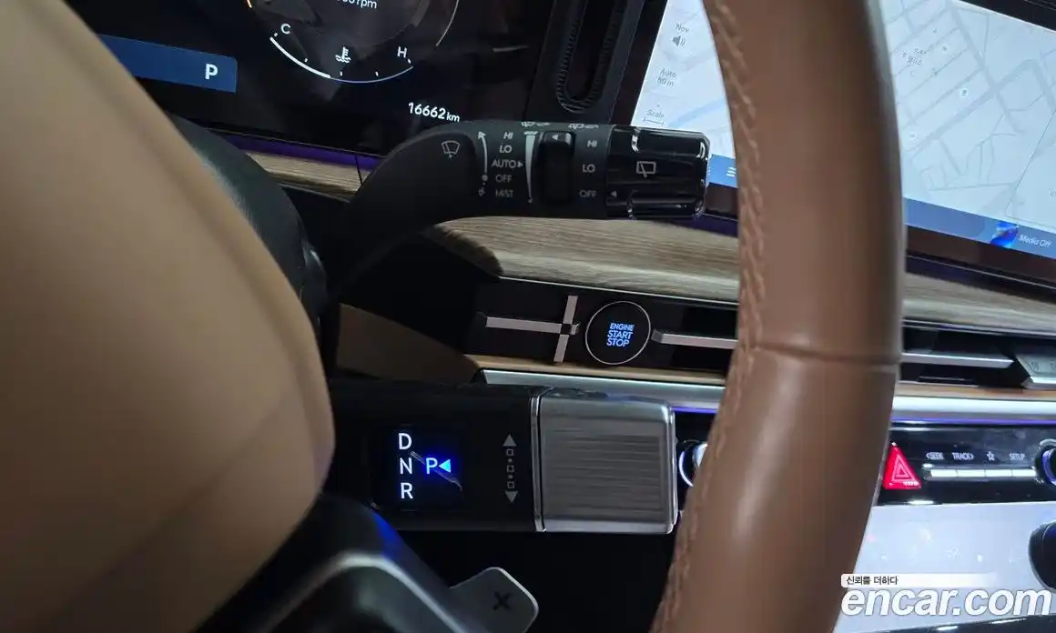 Hyundai Santa Fe 2024 2.5 Автомат в Москве № 107621, фото 13