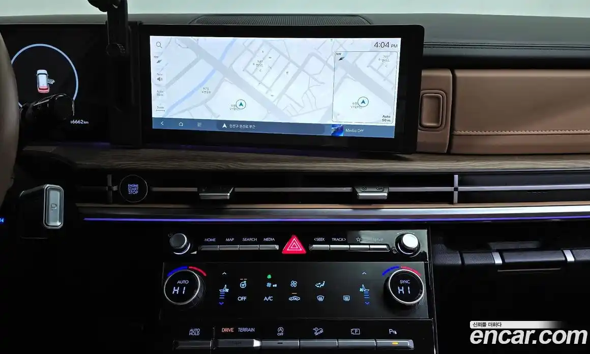 Hyundai Santa Fe 2024 2.5 Автомат в Москве № 107621, фото 7