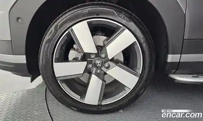 Hyundai Santa Fe 2024 2.5 Автомат в Москве № 107621, миниатюра 9