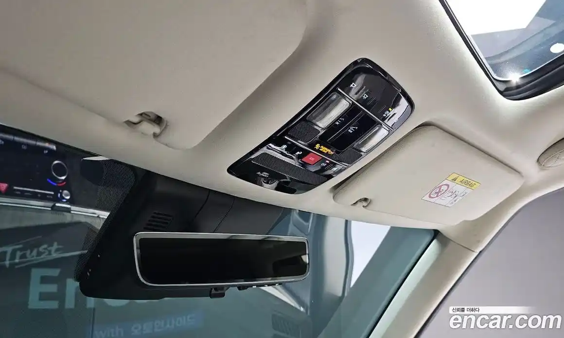 Hyundai Santa Fe 2025 1.6 Автомат в Москве № 108306, фото 17