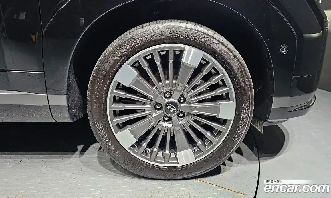 Hyundai Santa Fe 2025 1.6 Автомат в Москве № 108306, фото 5