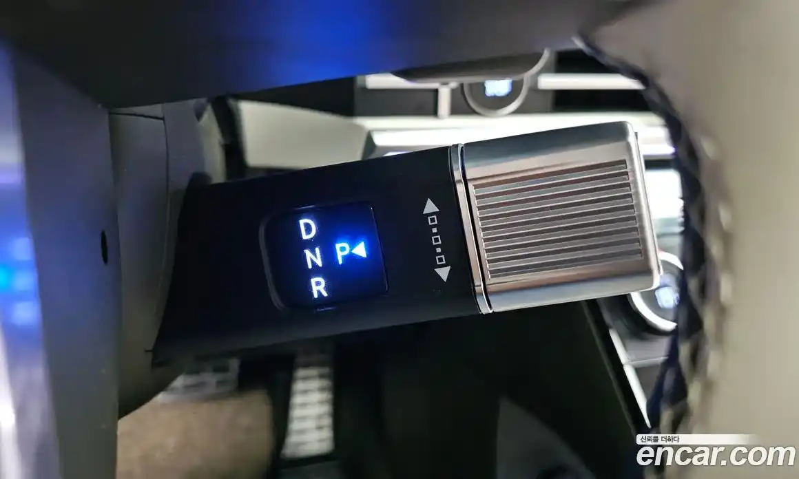 Hyundai Santa Fe 2025 1.6 Автомат в Москве № 108306, фото 9