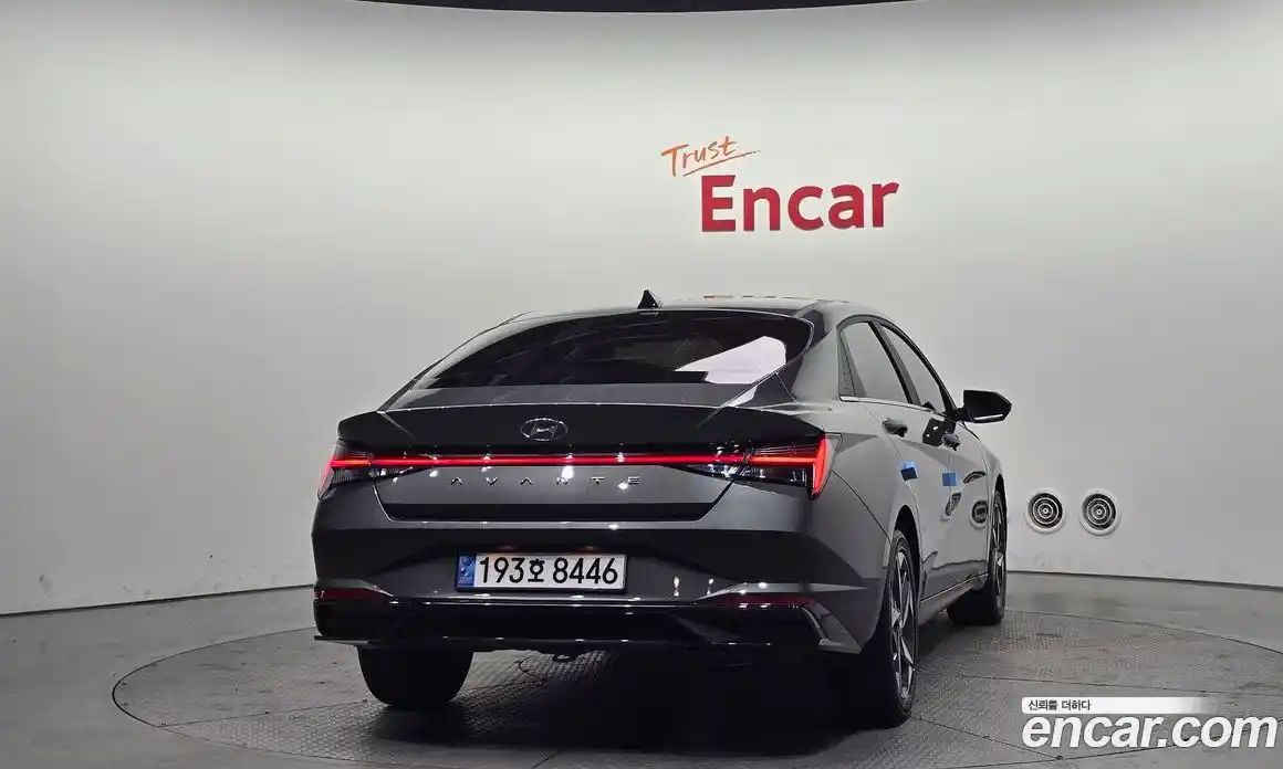 Hyundai Avante 2023 1.6 Автомат в Москве № 108911, фото 11