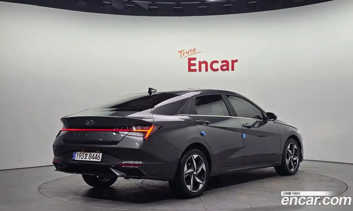 Hyundai Avante 2023 1.6 Автомат в Москве № 108911, фото 12