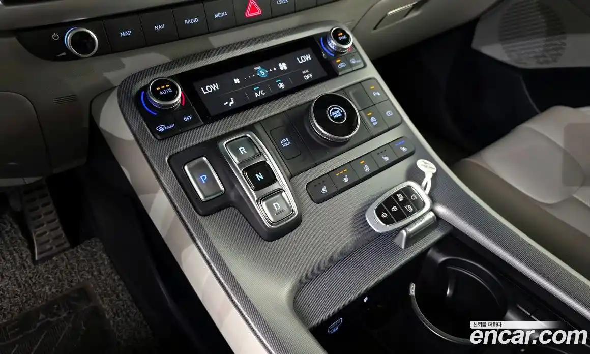 Hyundai Palisade 2023 2.2 Автомат в Москве № 109602, фото 9